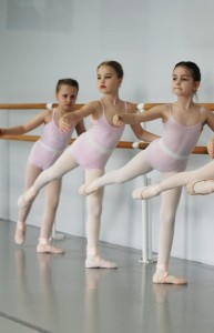 Baletn kurzy pro dti: I vy mete mt doma malou baletku